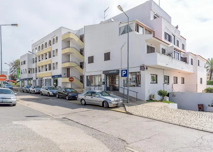 Apartment Flh Balcony Flat With Pool *